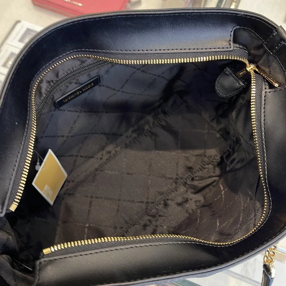 MICHAEL KORS Jet Set Medium Front Zip Pebbled Leather Chain Tote Bag Black